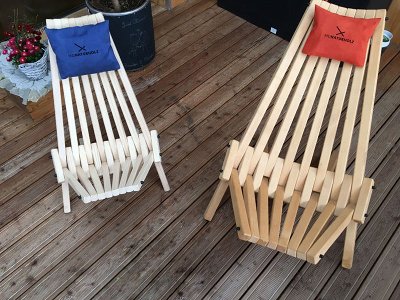 Klappstühle aus Massivholz